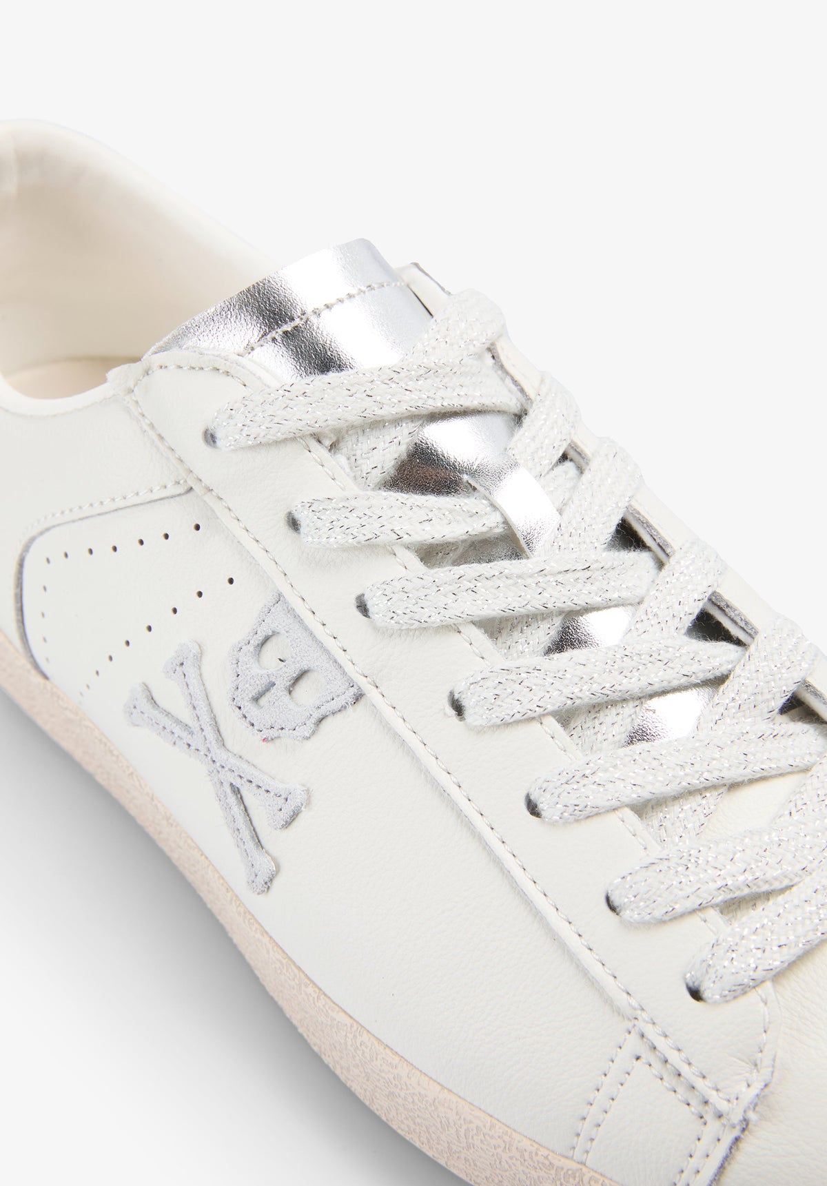 SNEAKERS WITH SIDE SKULL
