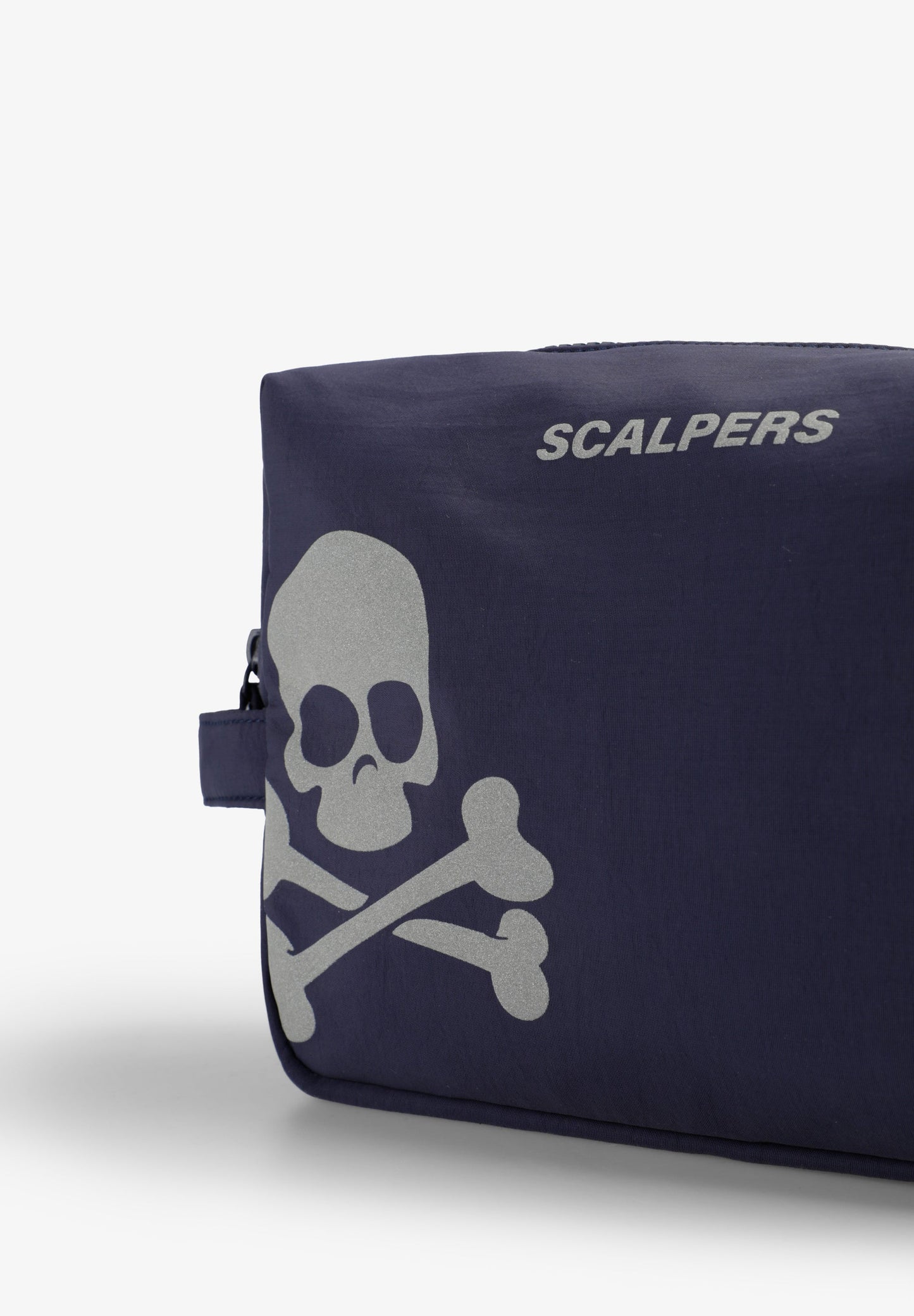 TECHNICAL TOILETRY BAG WITH SKULL