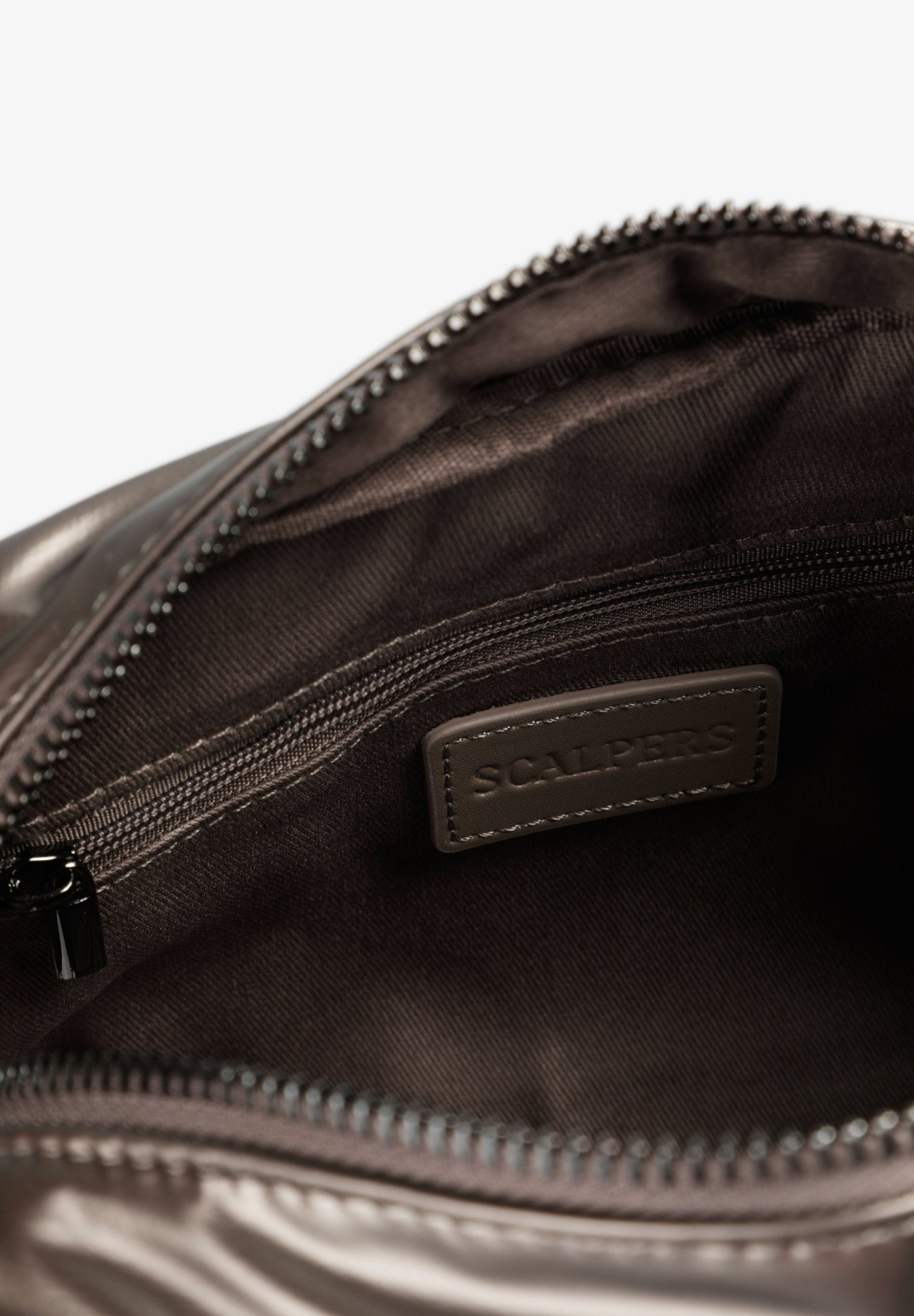 METALLIC QUILTED CROSSBODY BAG
