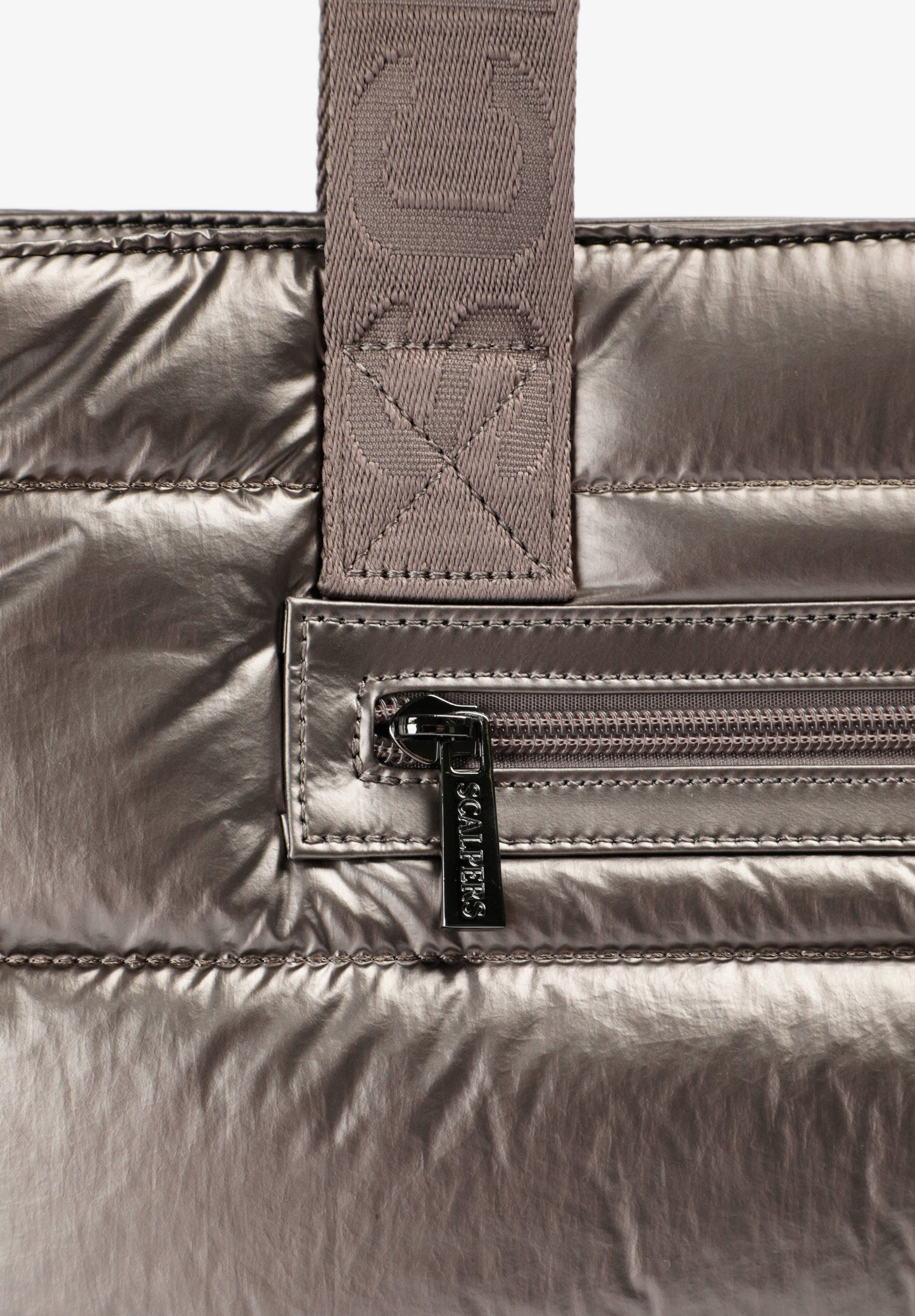 METALLIC QUILTED TOTE BAG