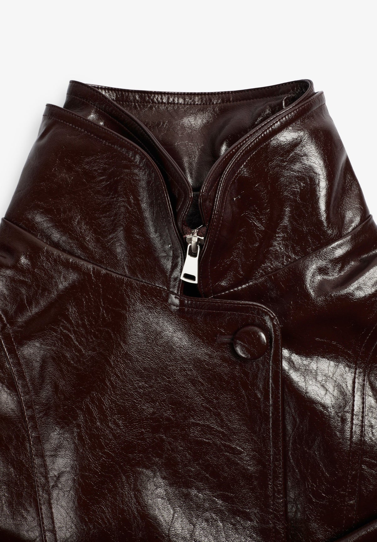 HIGH-NECKED JACKET WITH A PATENT-LEATHER FINISH