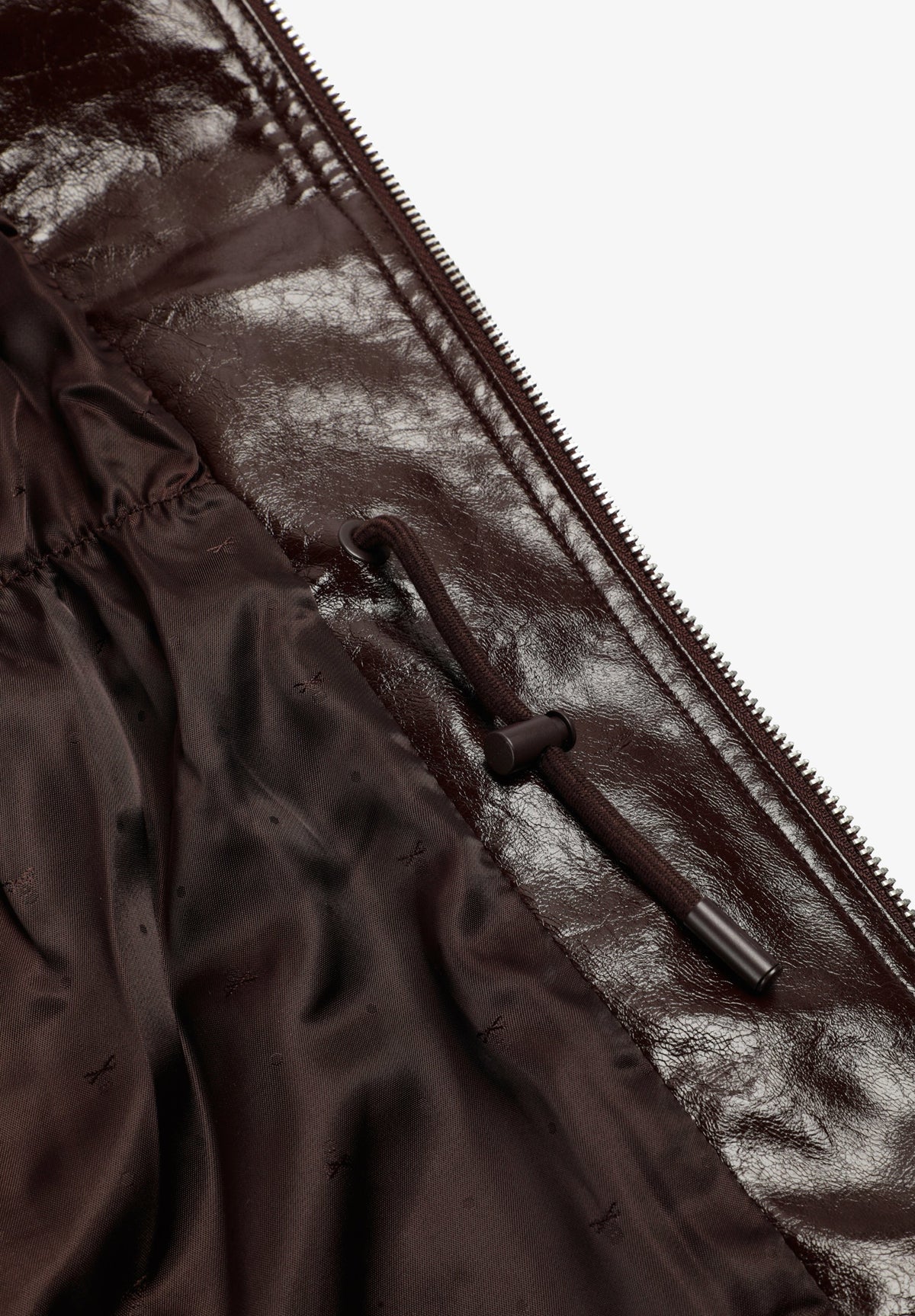 HIGH-NECKED JACKET WITH A PATENT-LEATHER FINISH