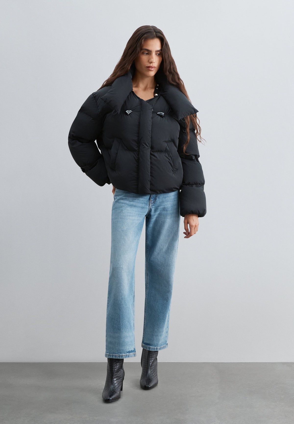 BUTTONED PUFFER JACKET