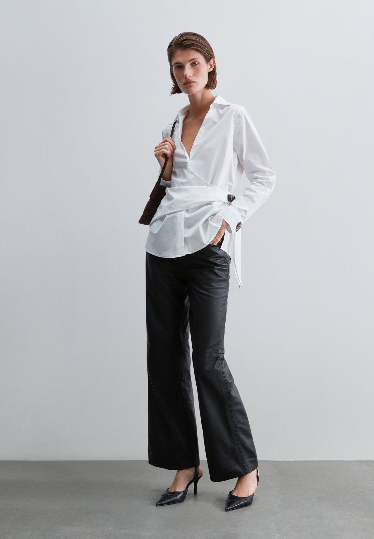 WRAP SHIRT WITH APPLIQUÉS