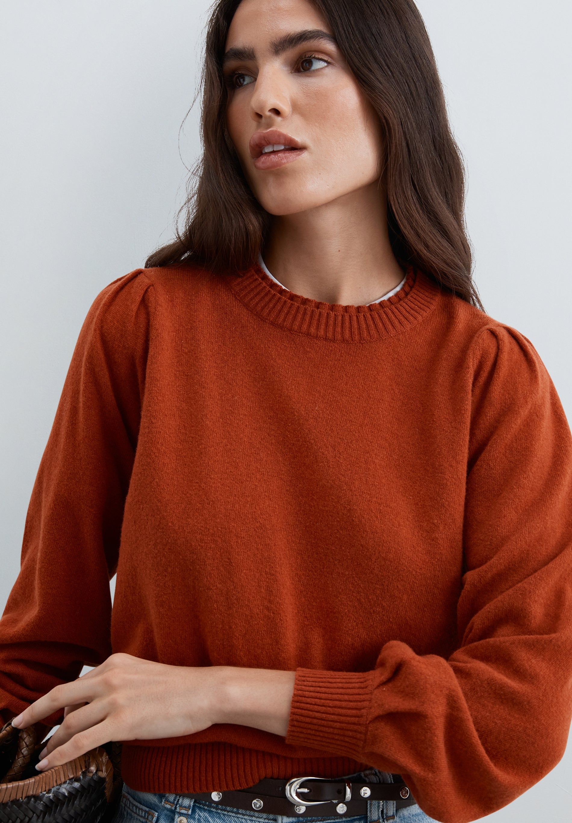 WOOL SWEATER WITH COLLAR DETAIL
