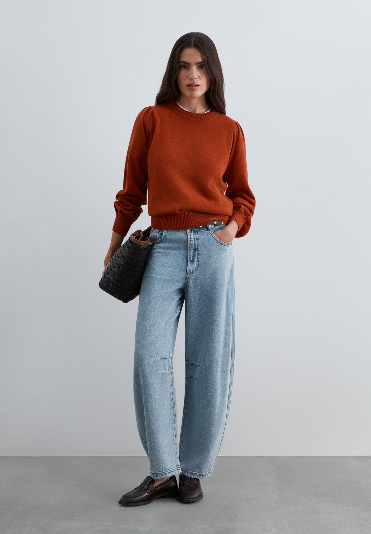WOOL SWEATER WITH COLLAR DETAIL