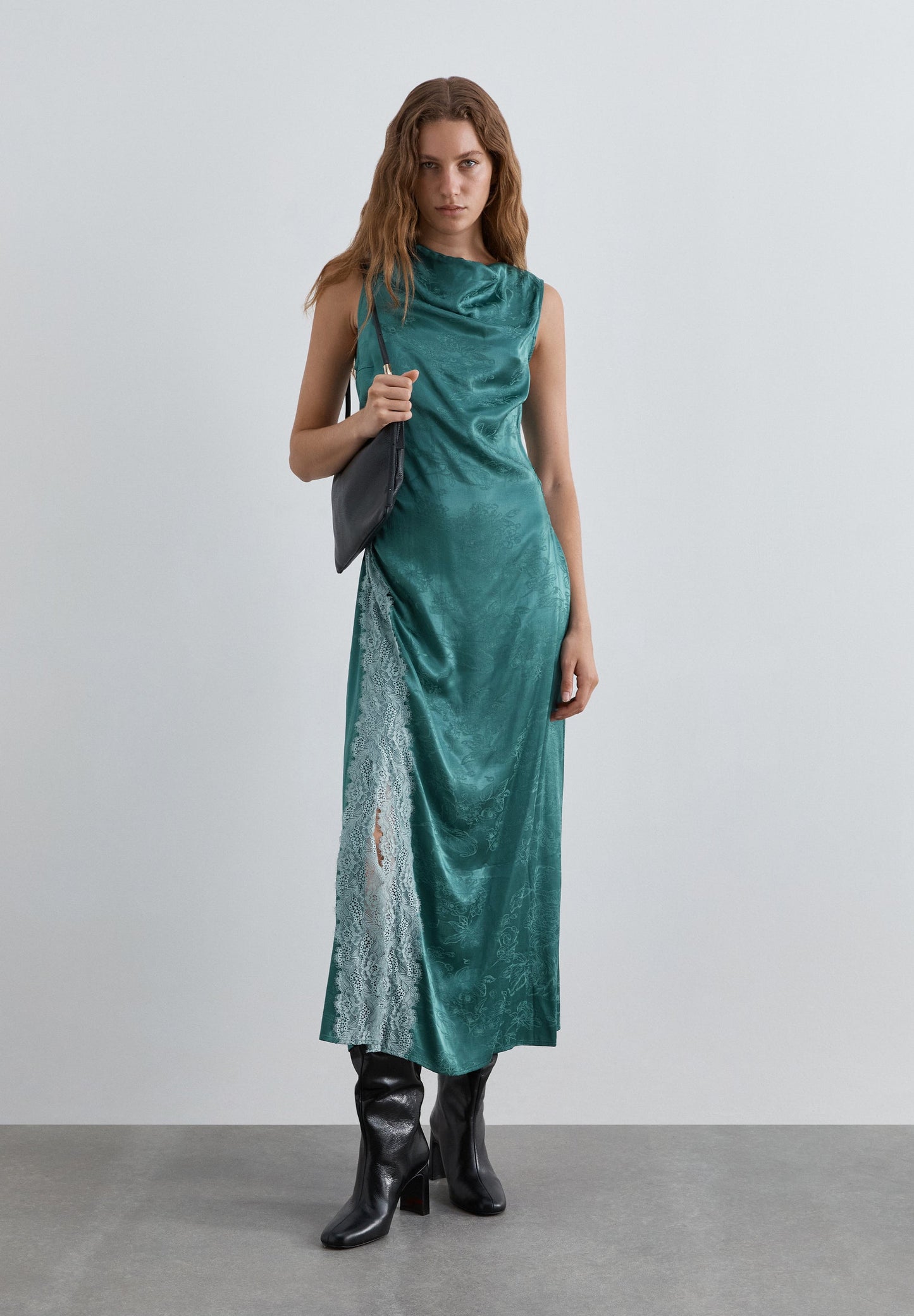 JACQUARD DRESS WITH LACE