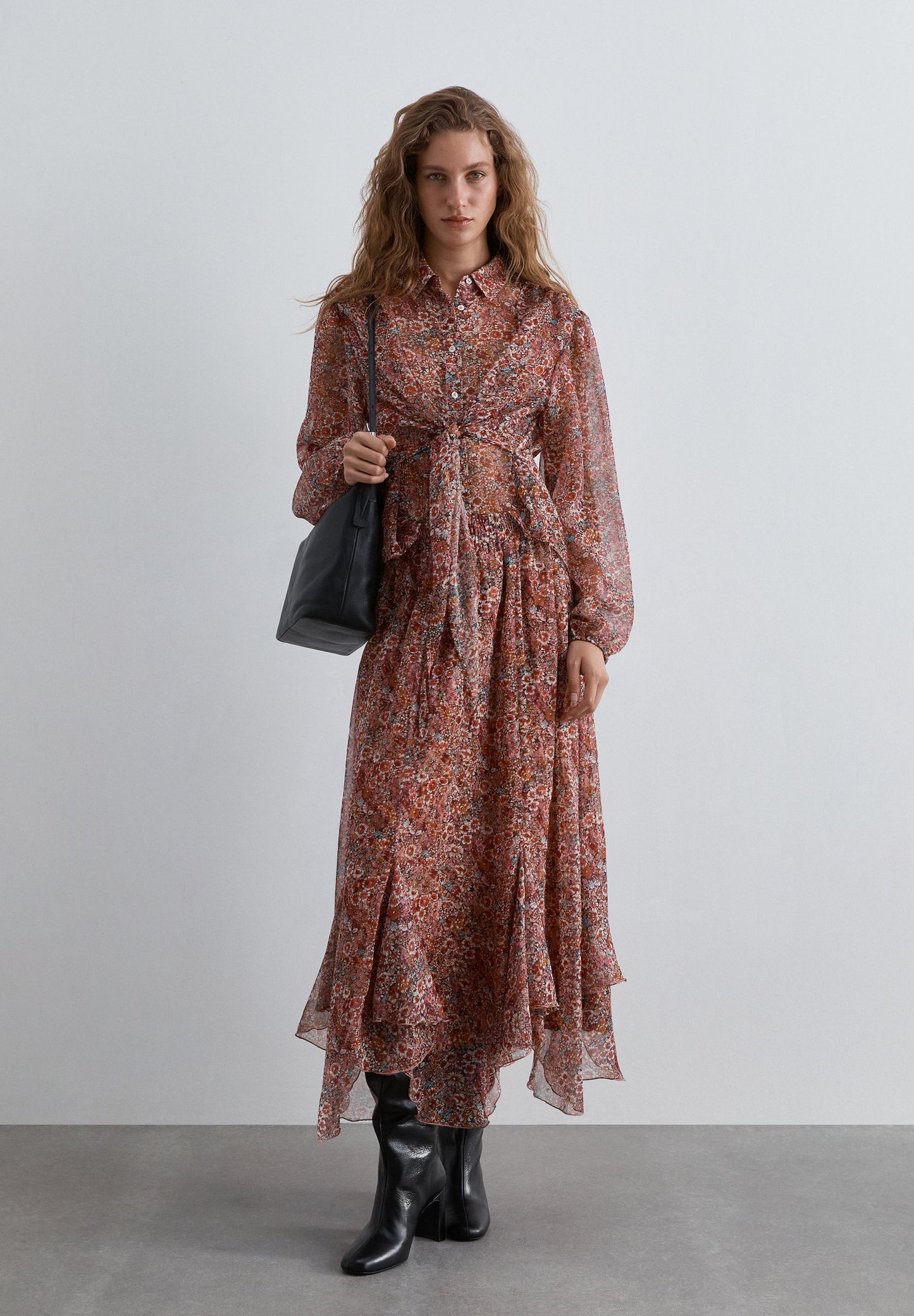 FLORAL PRINT SHIRT WITH TIE DETAIL