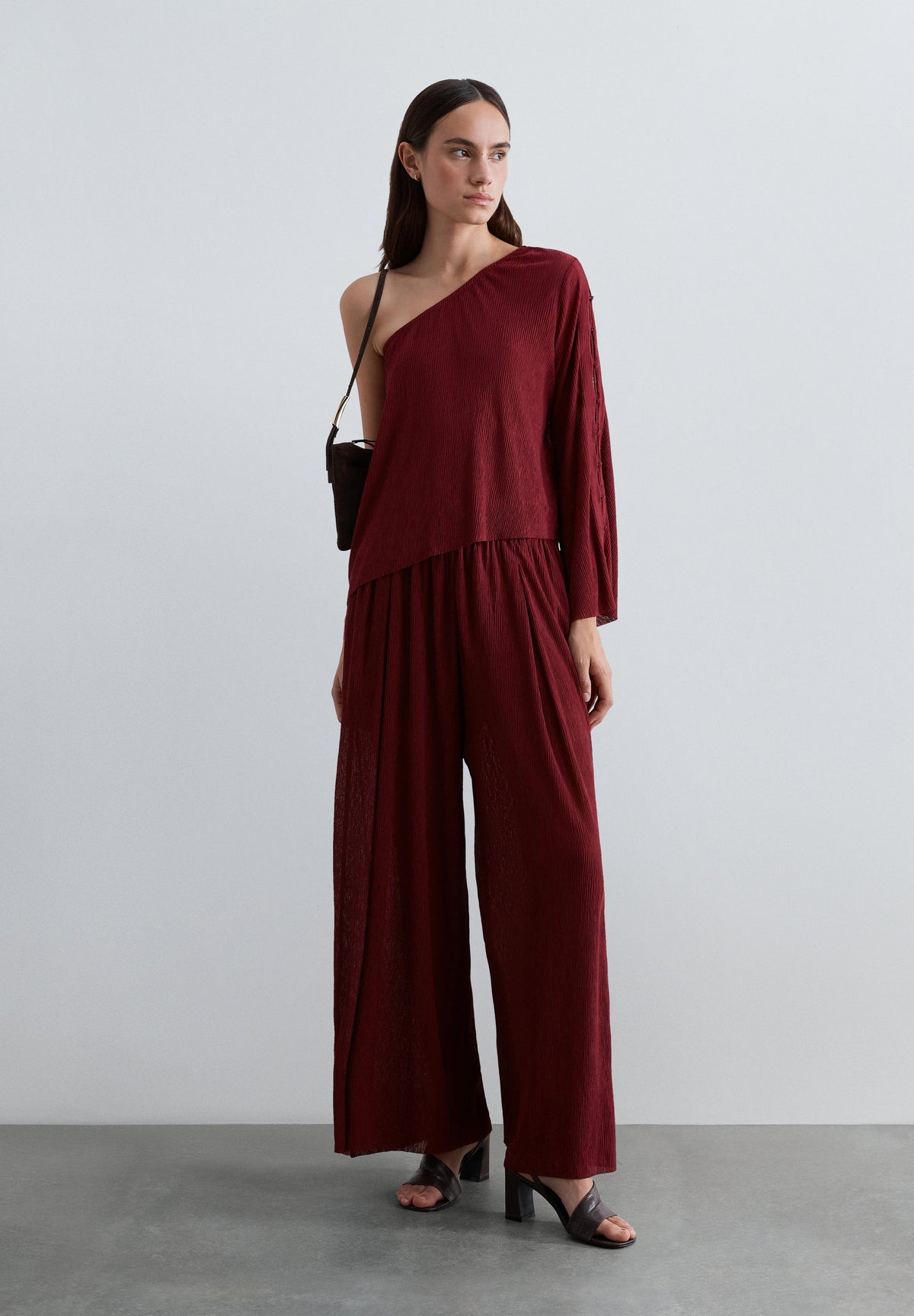 ASYMMETRIC TOP WITH CUT-OUTS