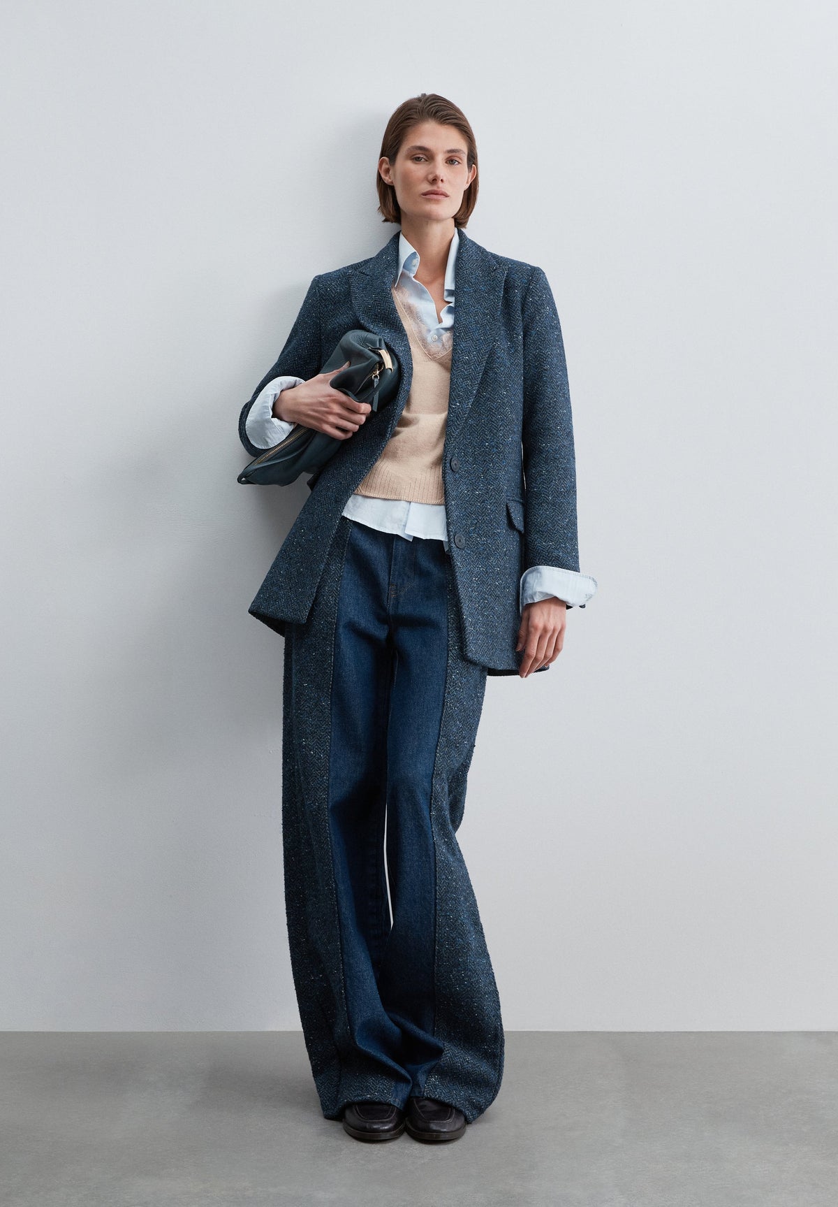 HERRINGBONE COAT WITH COLLAR