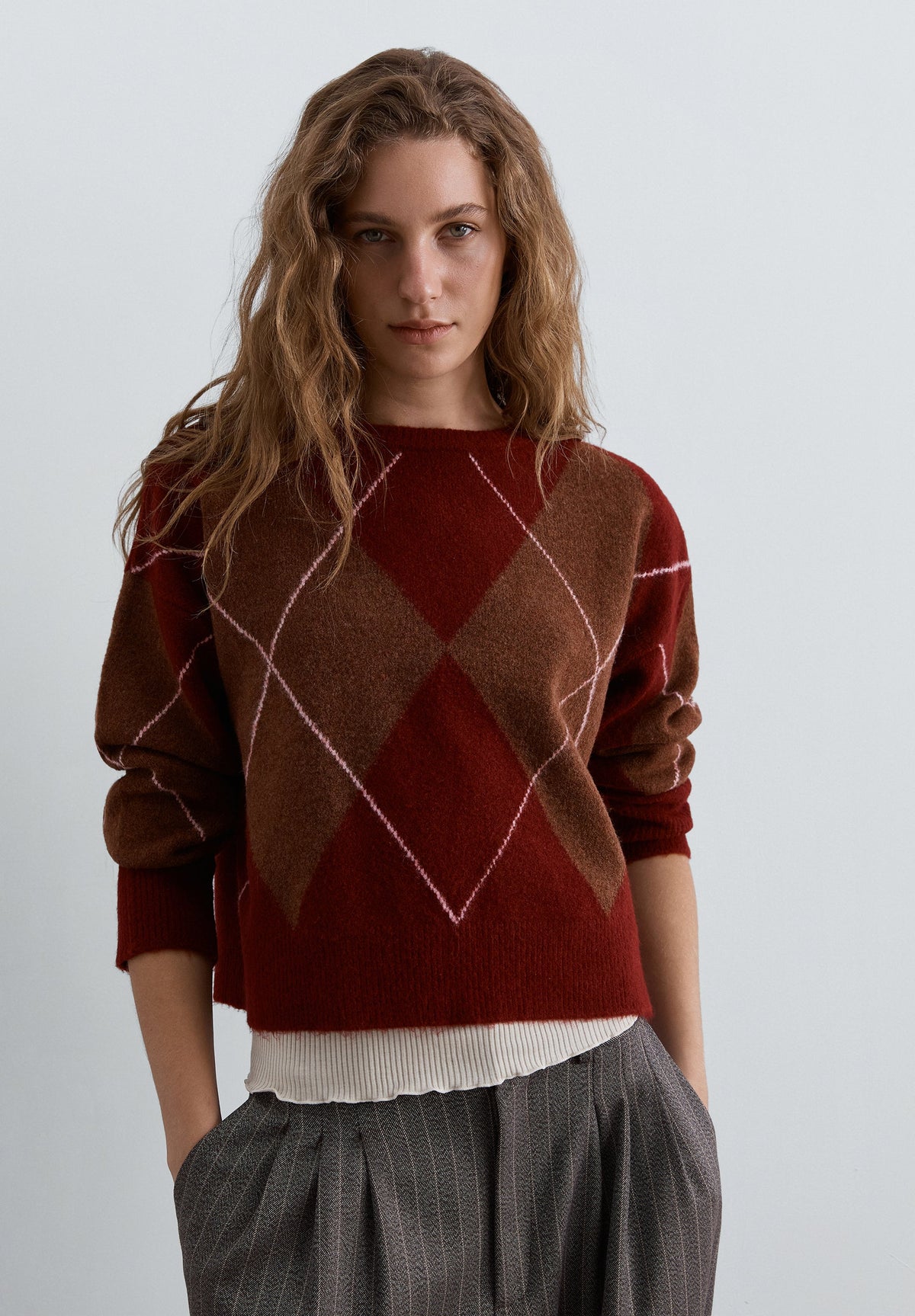 WOOL DIAMOND PATTERN SWEATER