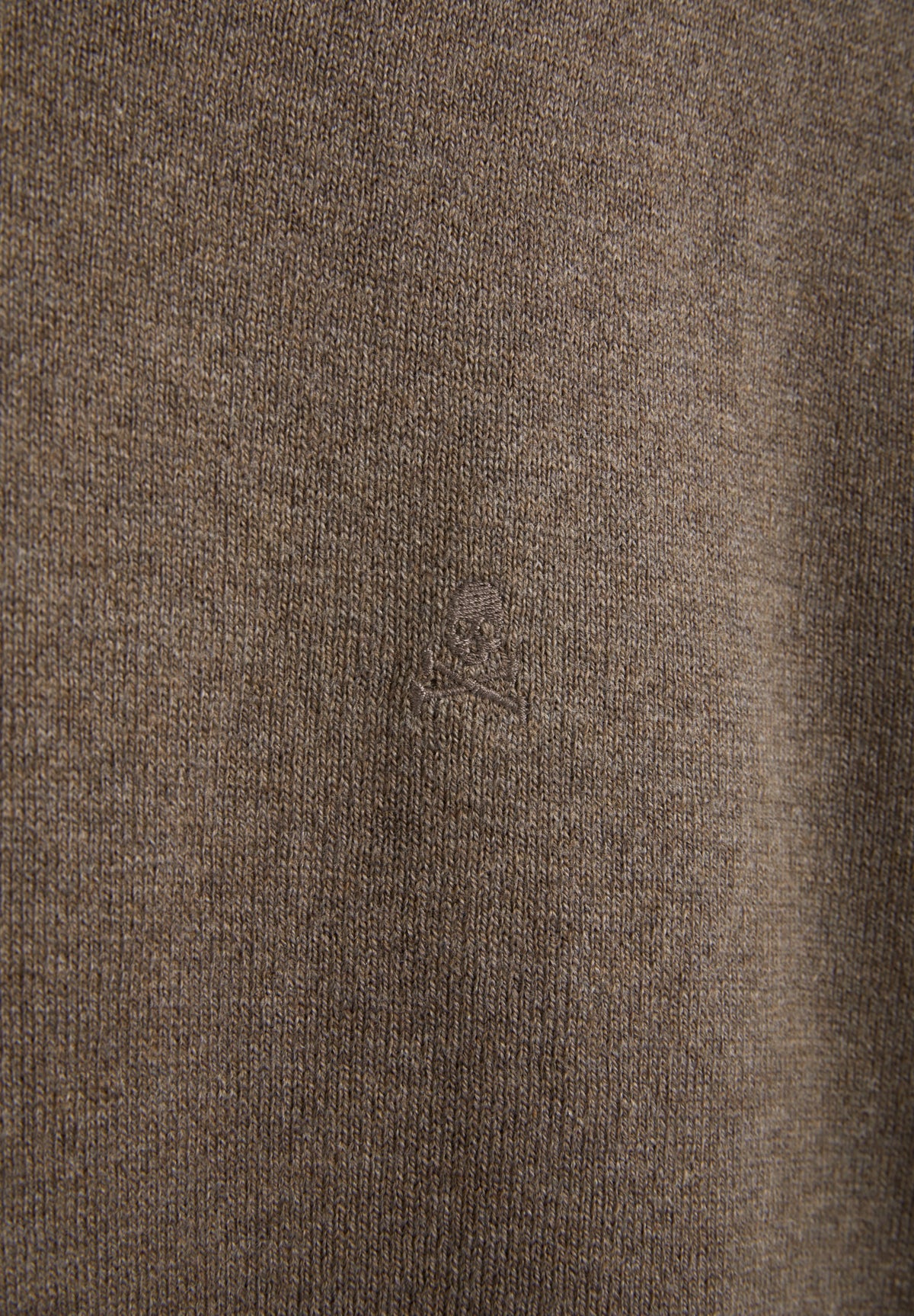 KNIT ROUND NECK SWEATER