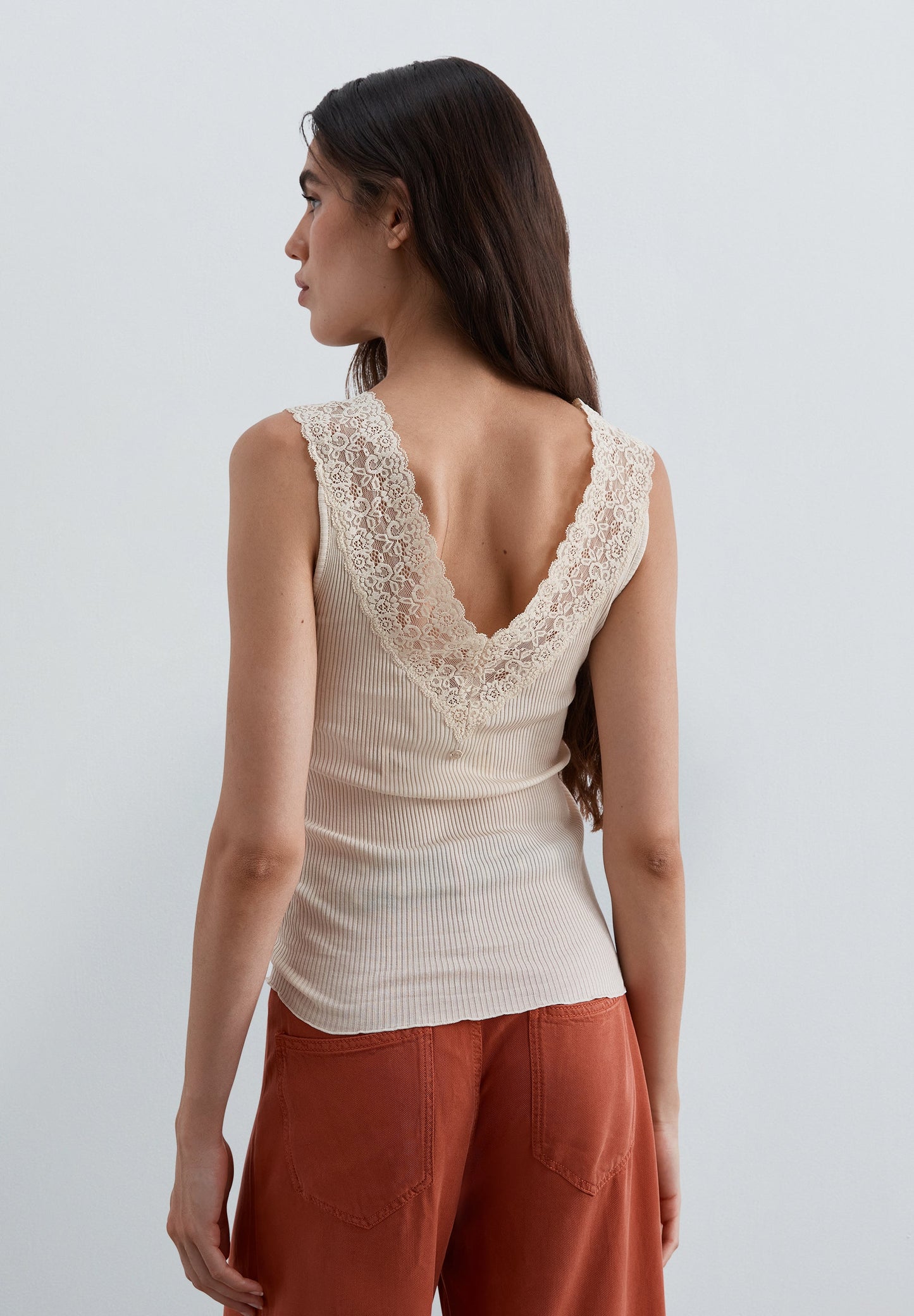 SCV LACE TANKE TEE