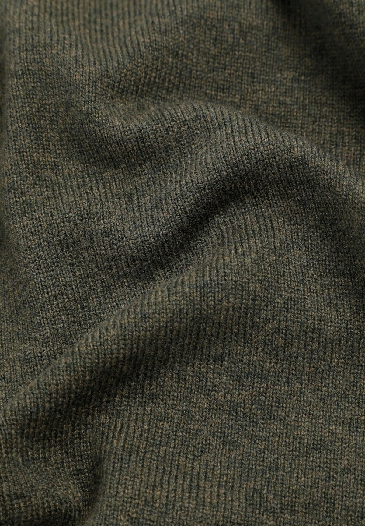 SCMAXITRIANGLE SCARF