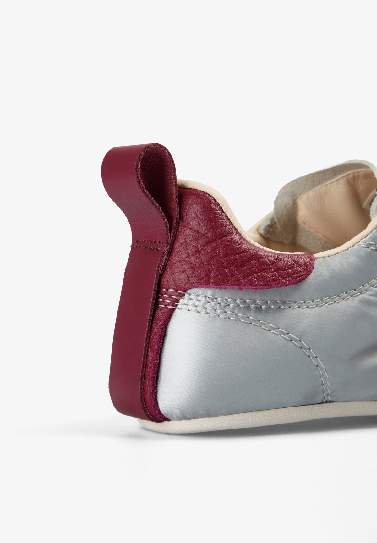 RETRO METALLIC SNEAKERS