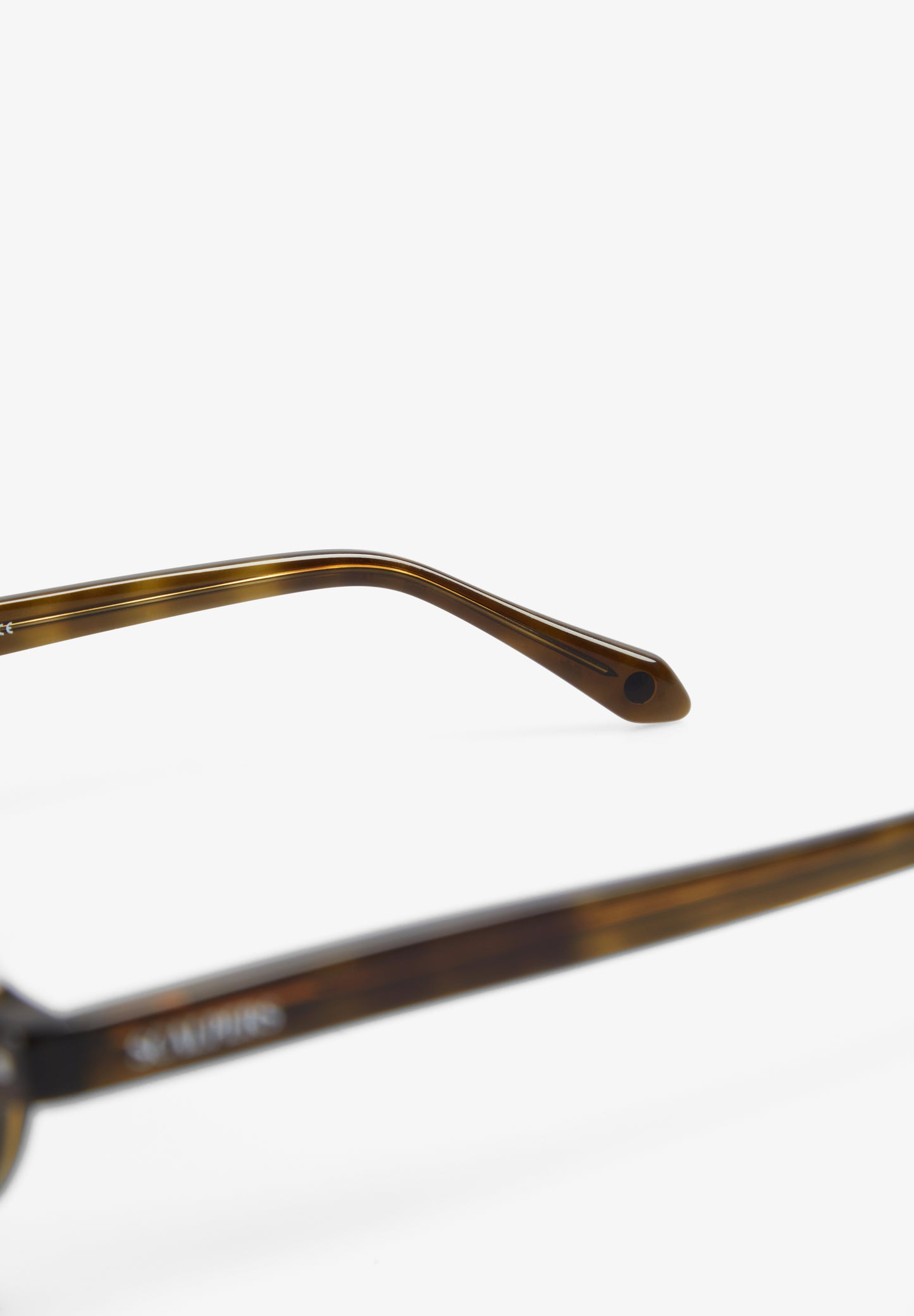 OVAL SUNGLASSES