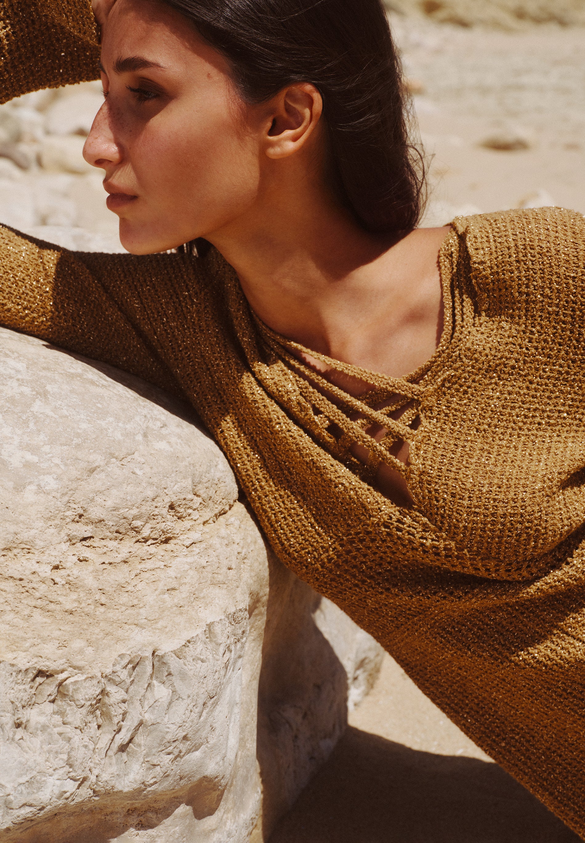 METALLIC THREAD KNIT DRESS