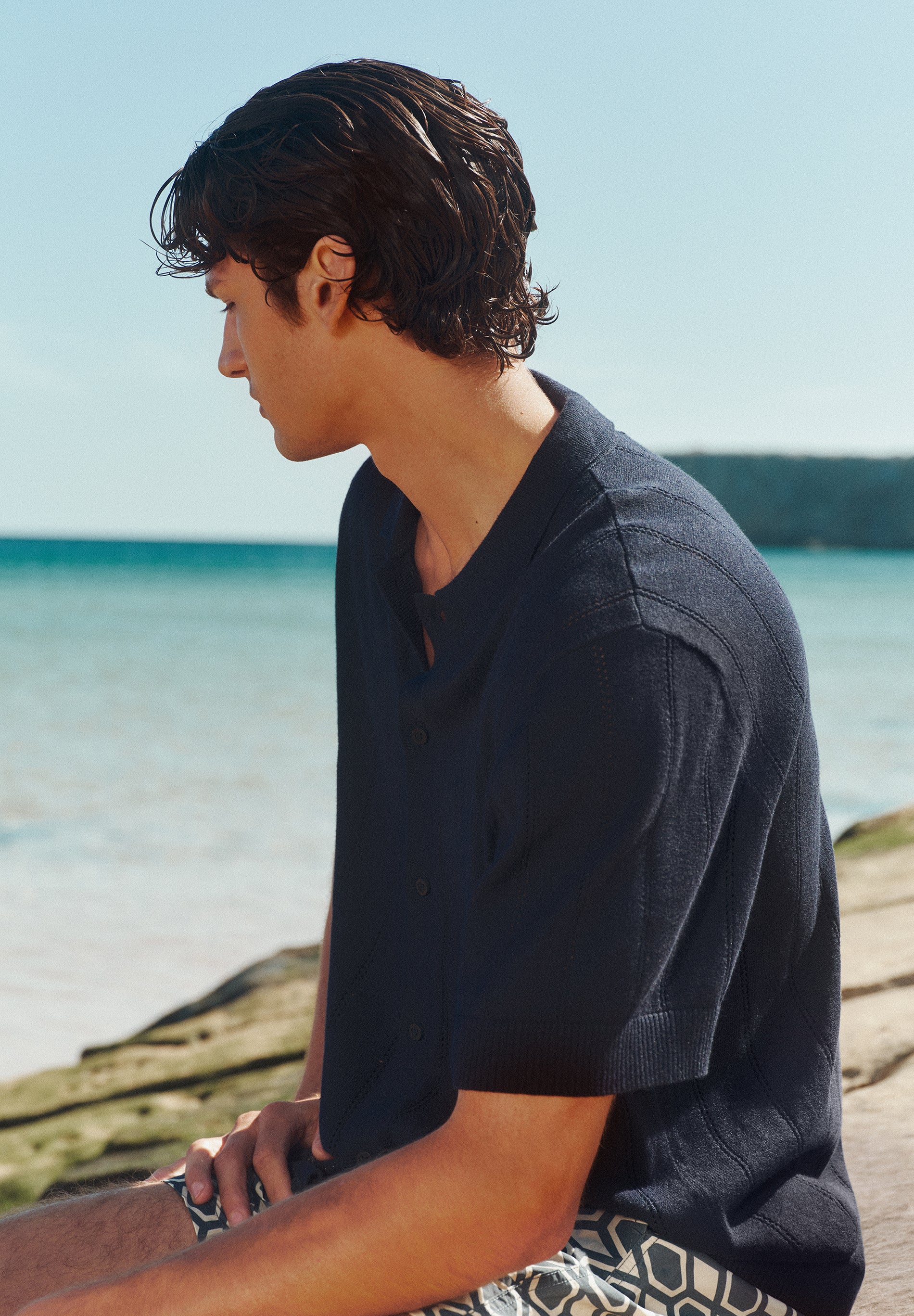 FINE KNIT POLO SHIRT WITH BUTTONS