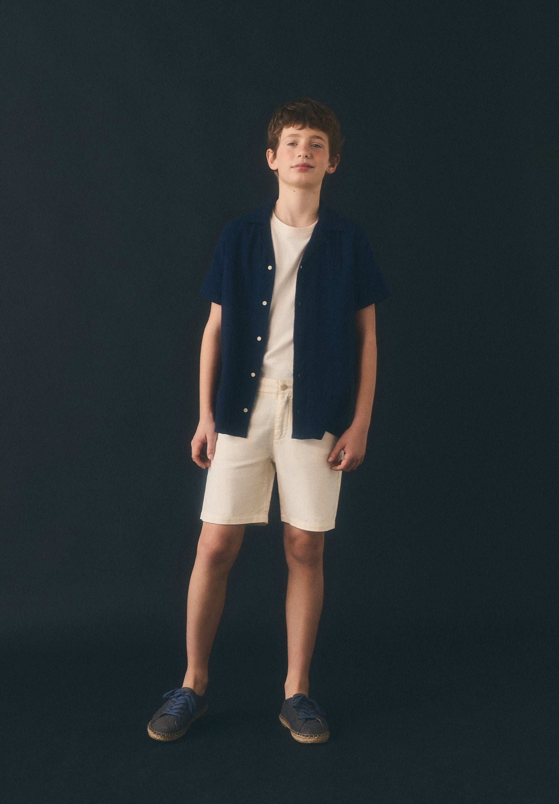 REGULAR FIT LINEN BERMUDA SHORTS