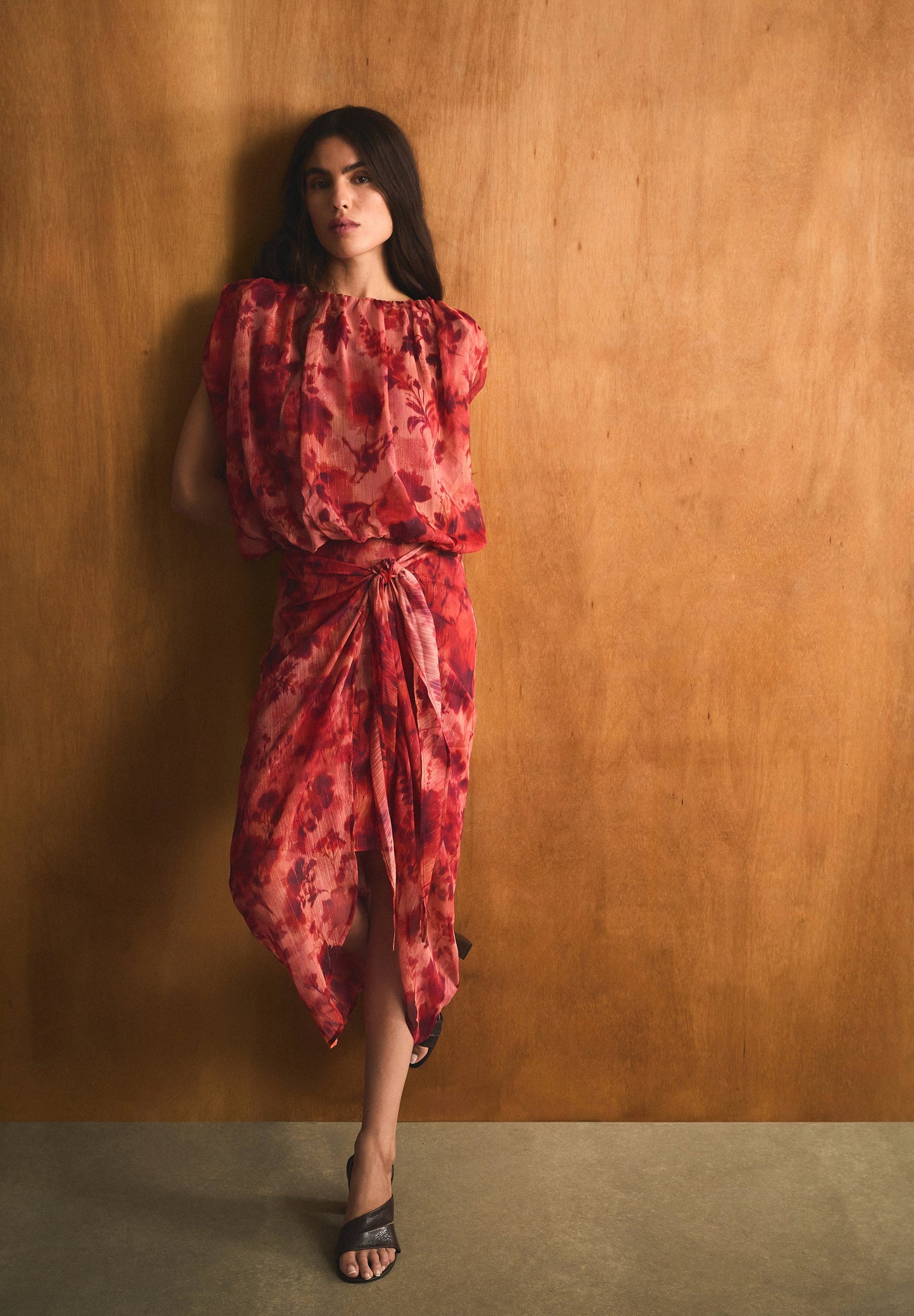 FLORAL PRINT RUCHED TOP