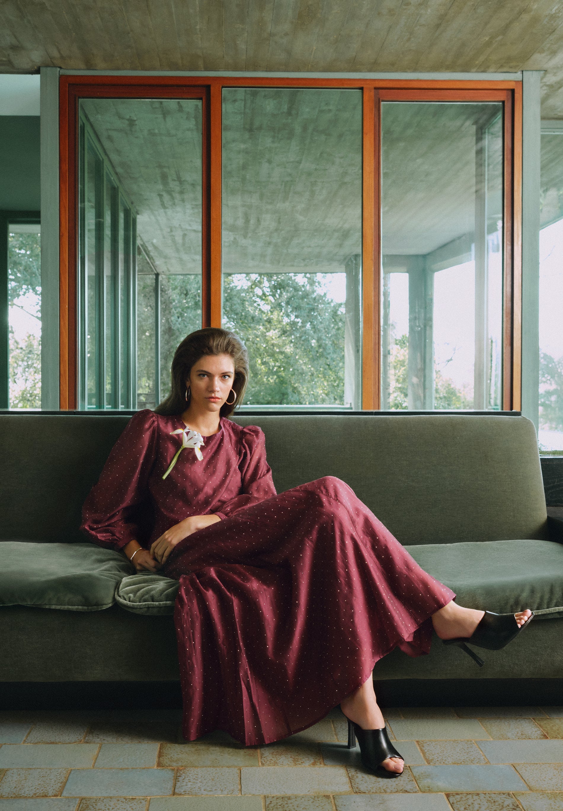 SATIN SKIRT WITH RHINESTONES