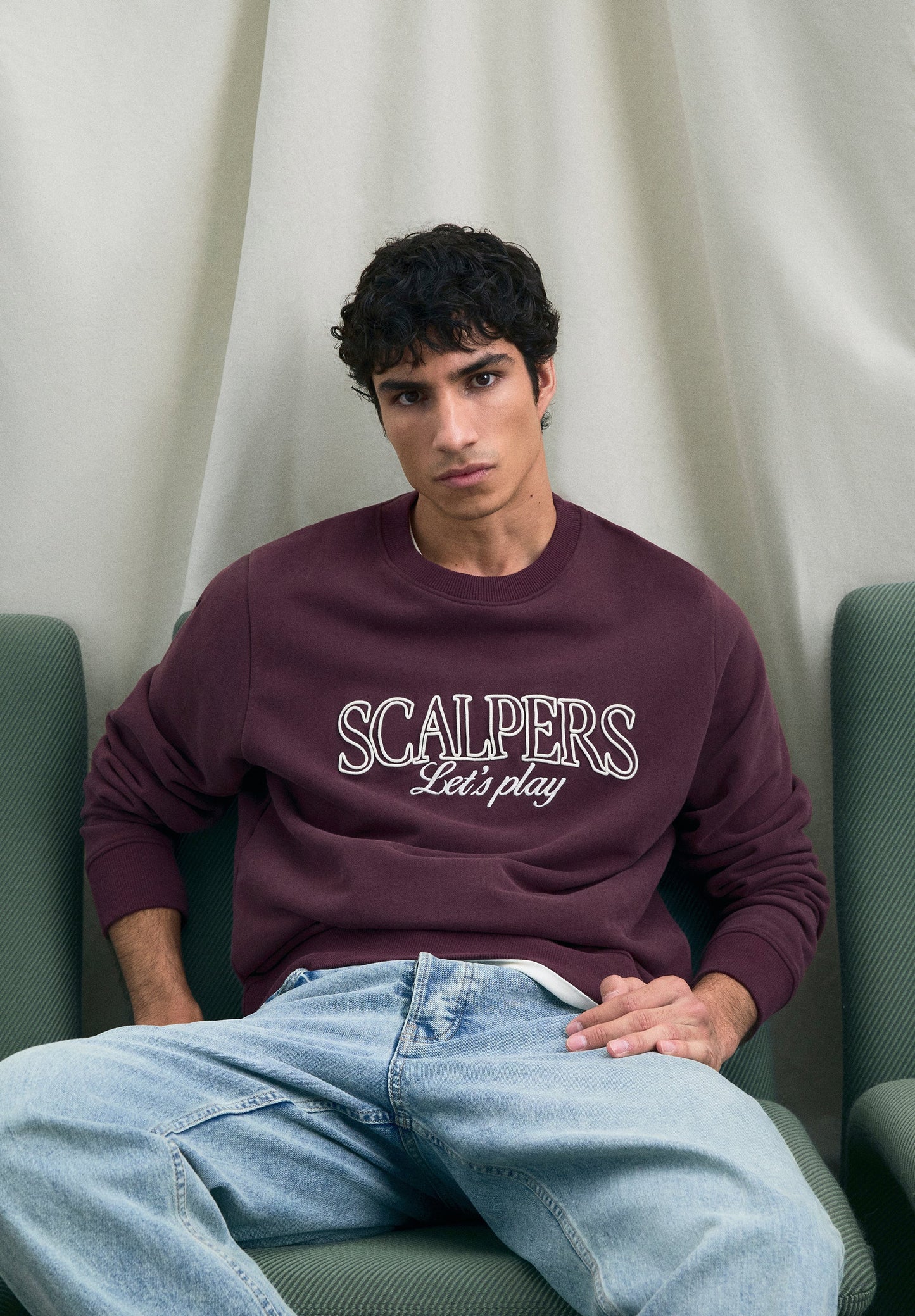 SWEATSHIRT WITH FRONT LOGO