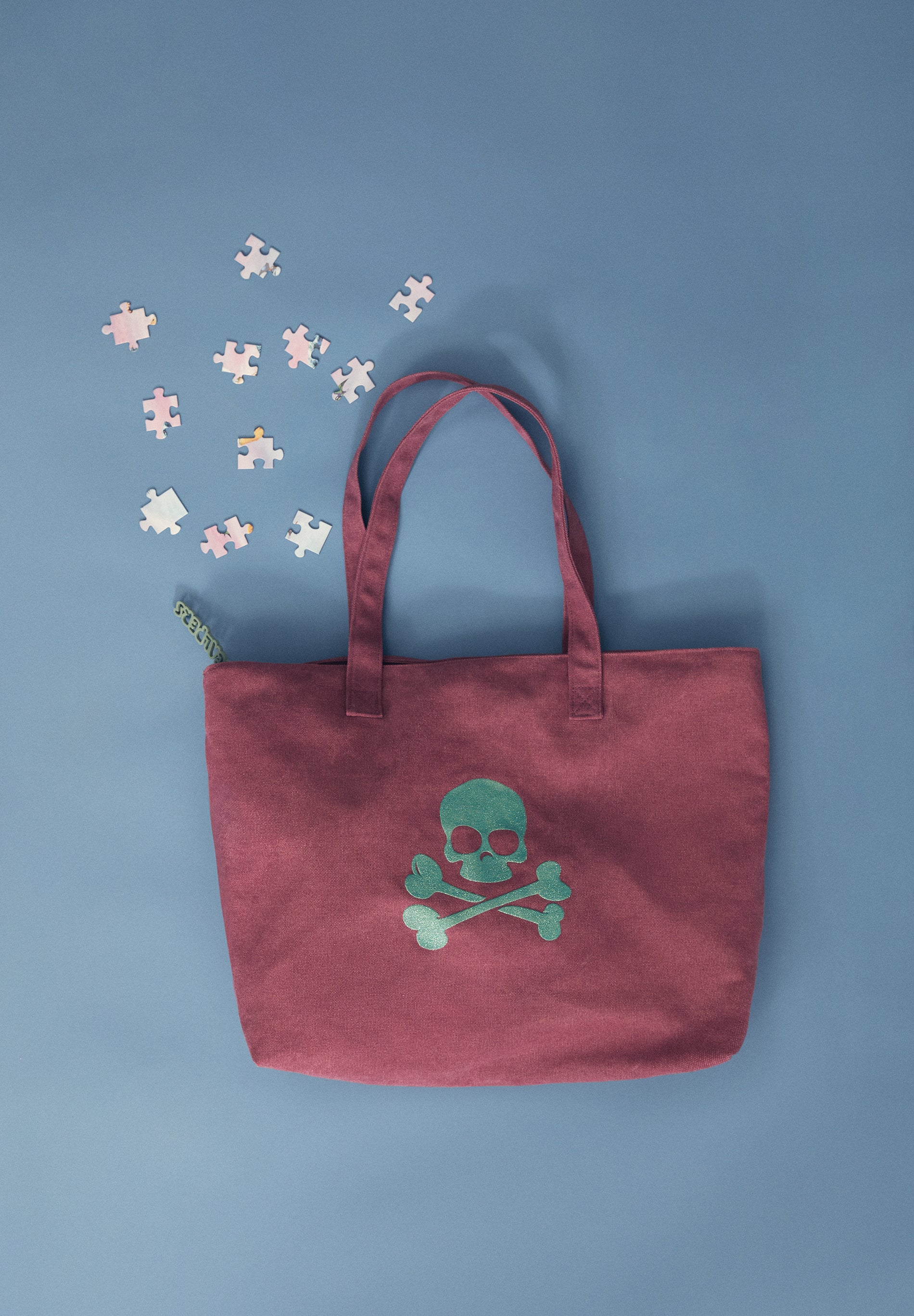 TOTE BAG WITH GLITTER SKULL