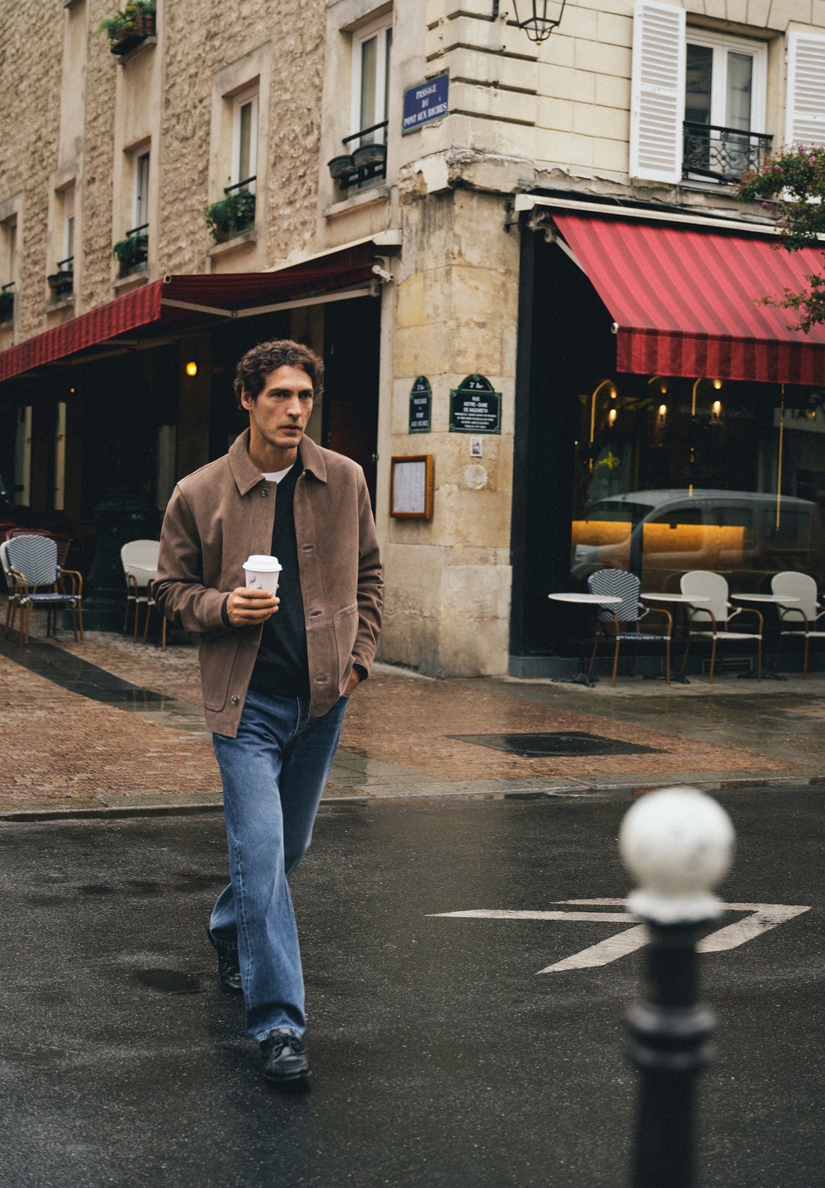 REGULAR FIT JEANS