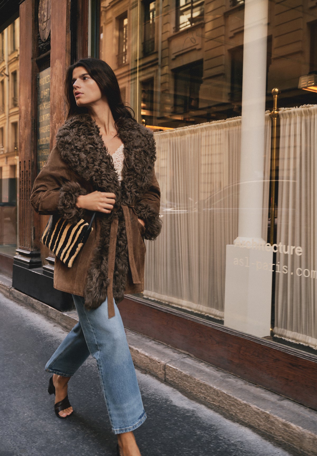COAT WITH WOOL COLLAR