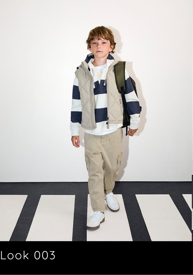 STRIPED HOODIE WITH SKULL