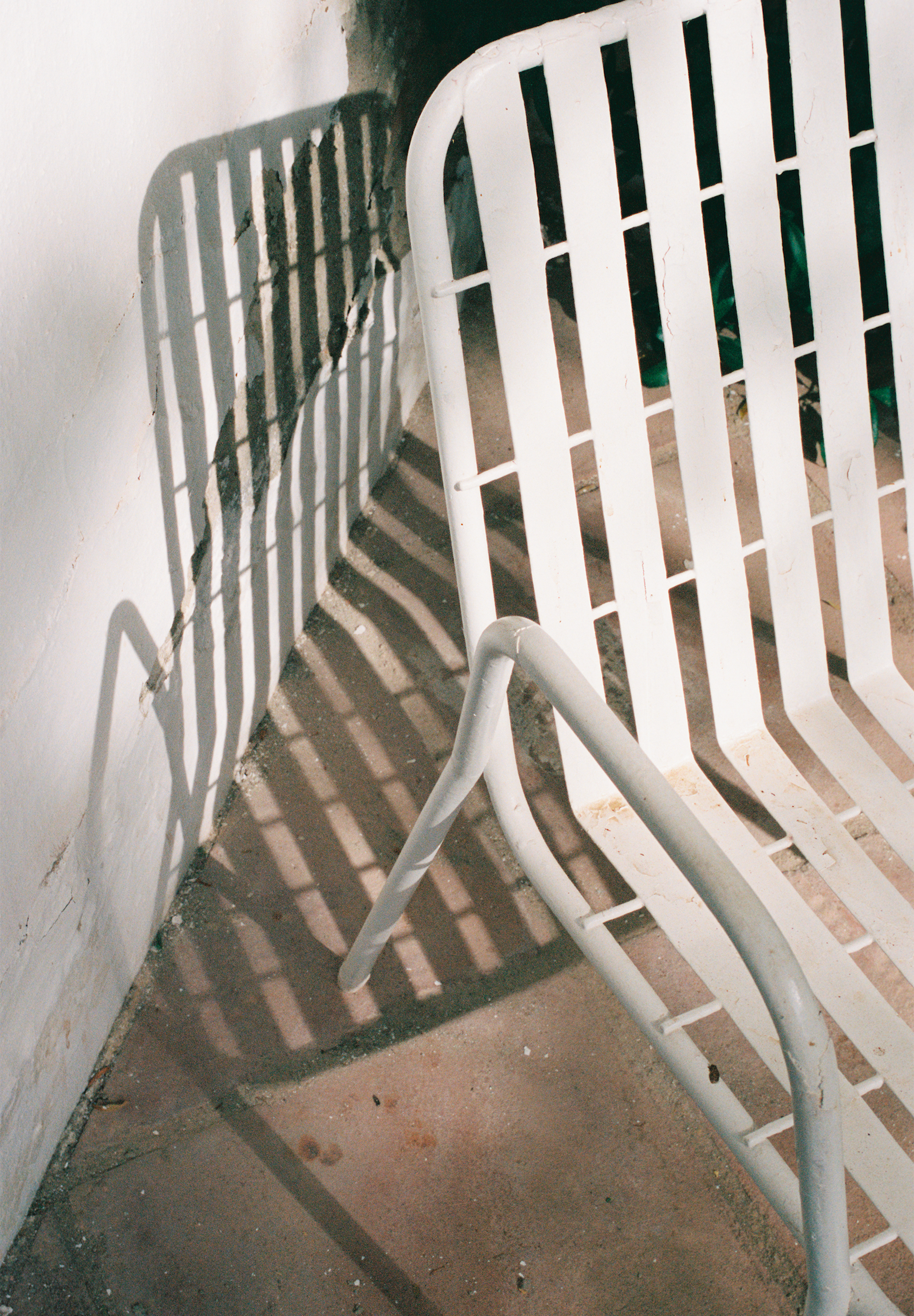 LOOSE-FIT KNIT MIDI DRESS