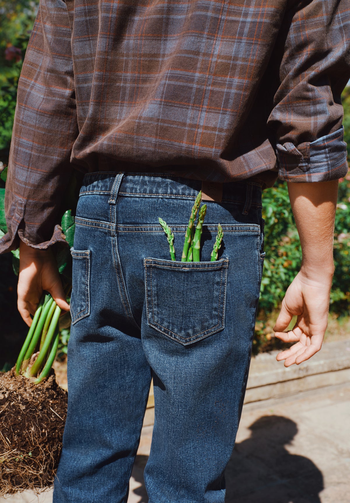 SLIM FIT JEANS