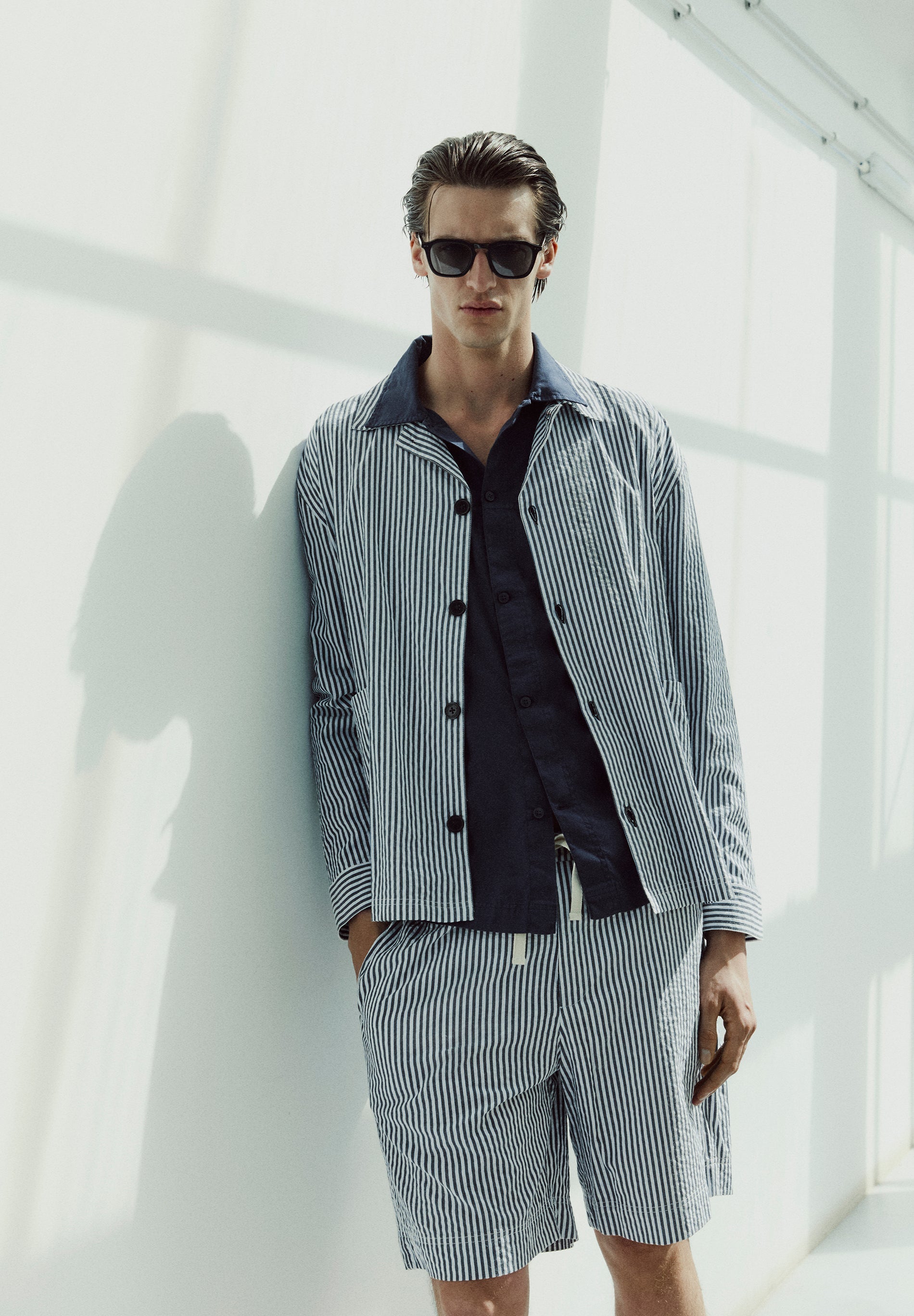 TEXTURED STRIPED OVERSHIRT