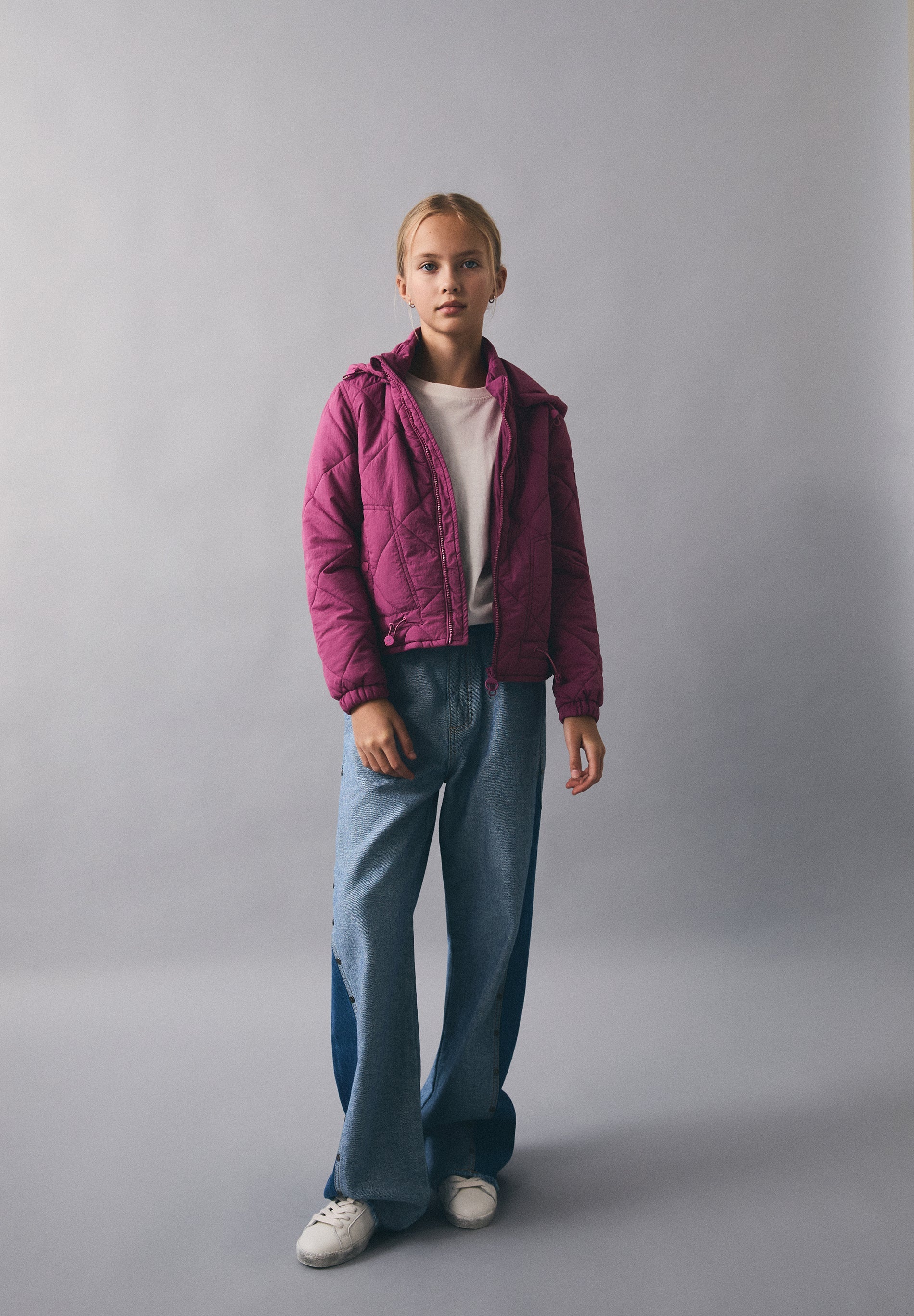 PUFFER JACKET WITH DETACHABLE HOOD