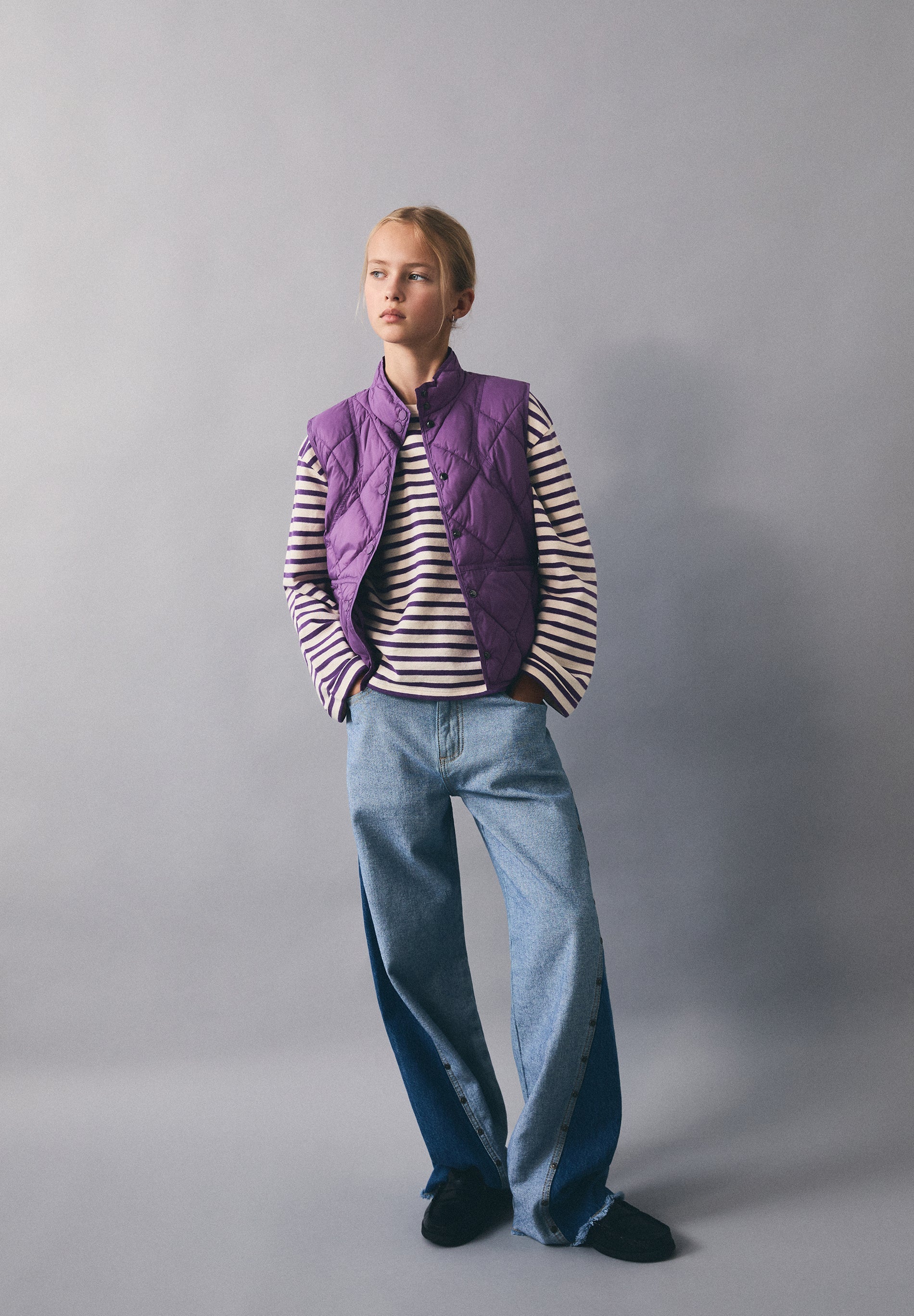 QUILTED GILET WITH STITCHING