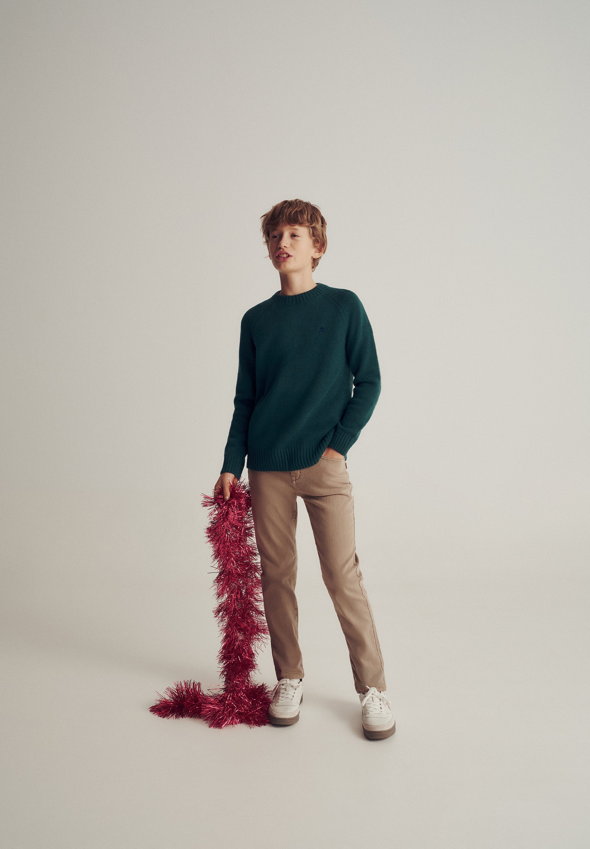 LEATHER SKULL SNEAKERS