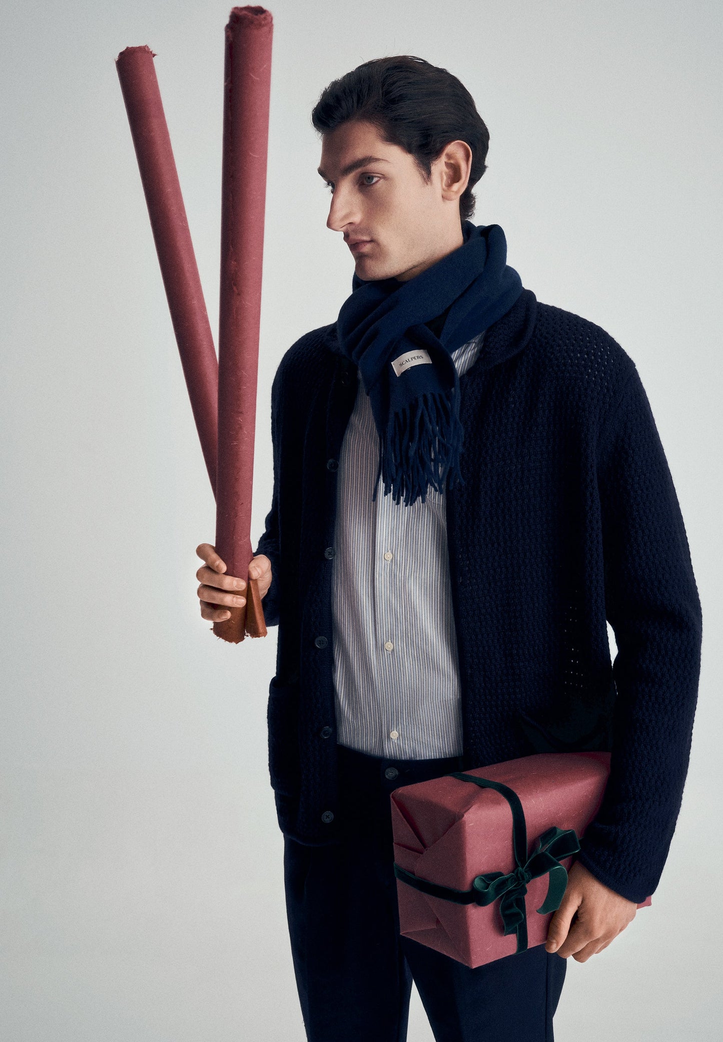 BASIC SJAAL MET FRANJE VAN WOL