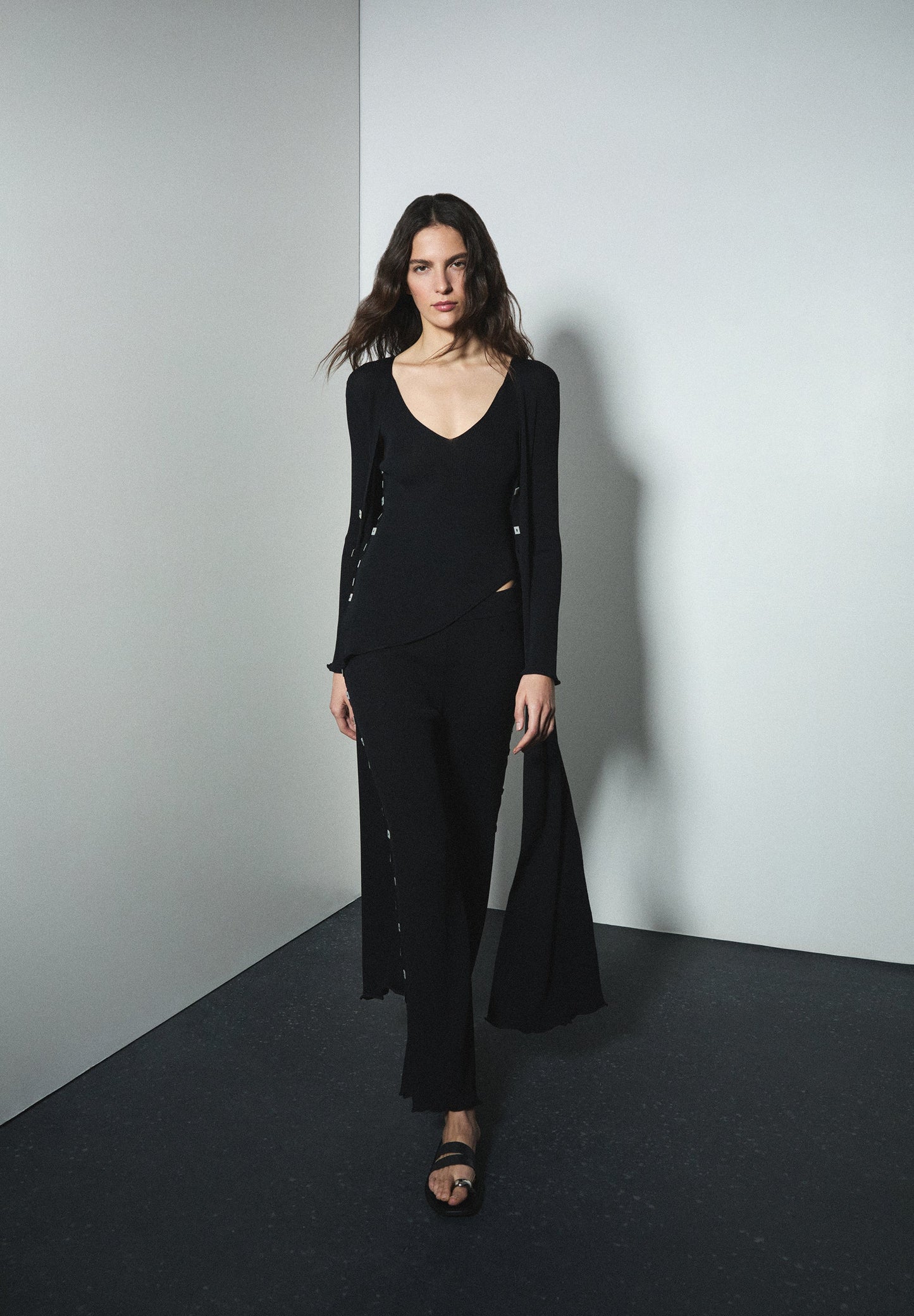 KNIT TROUSERS WITH SIDE APPLIQUÉS