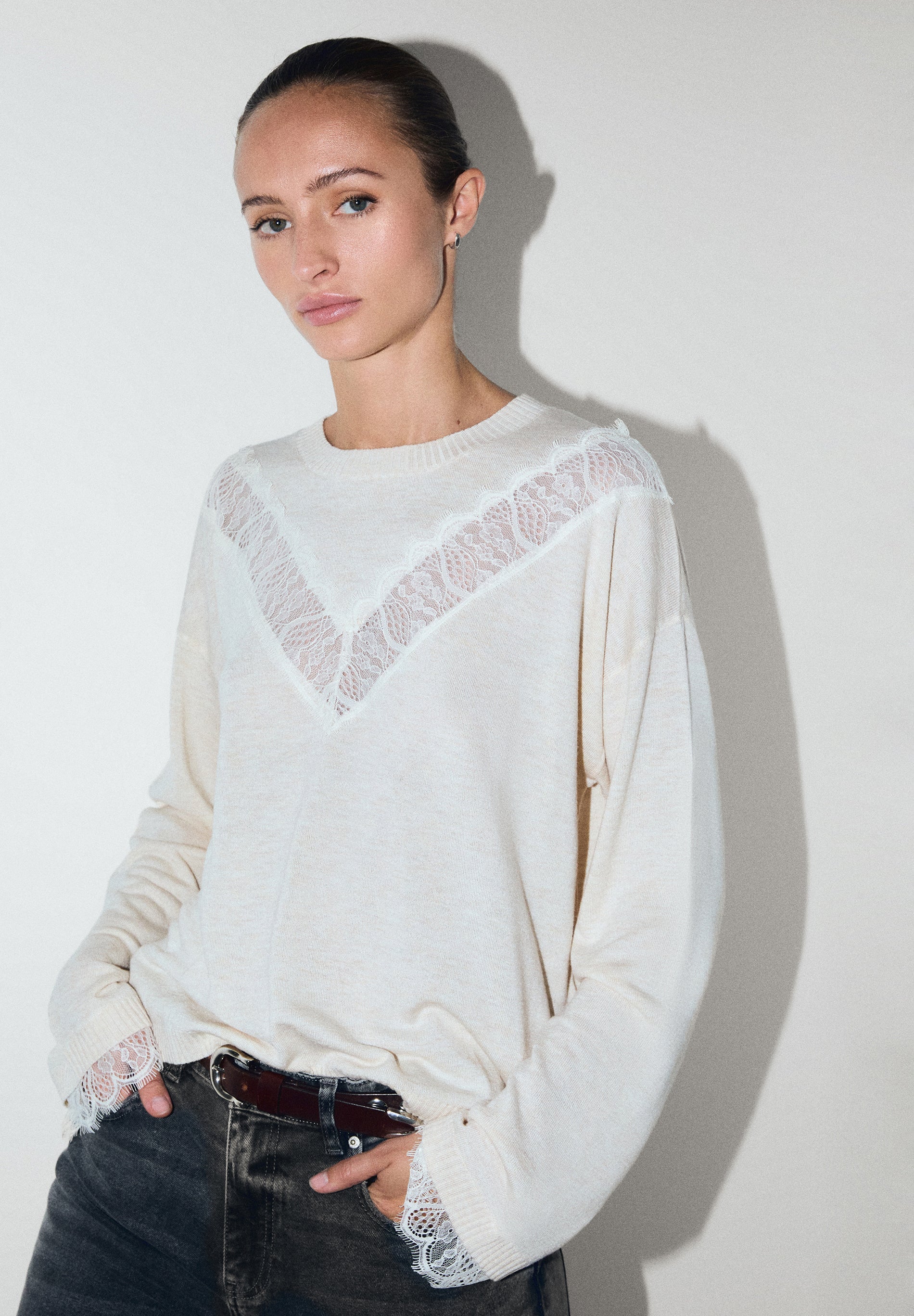 LACE DETAIL SWEATER