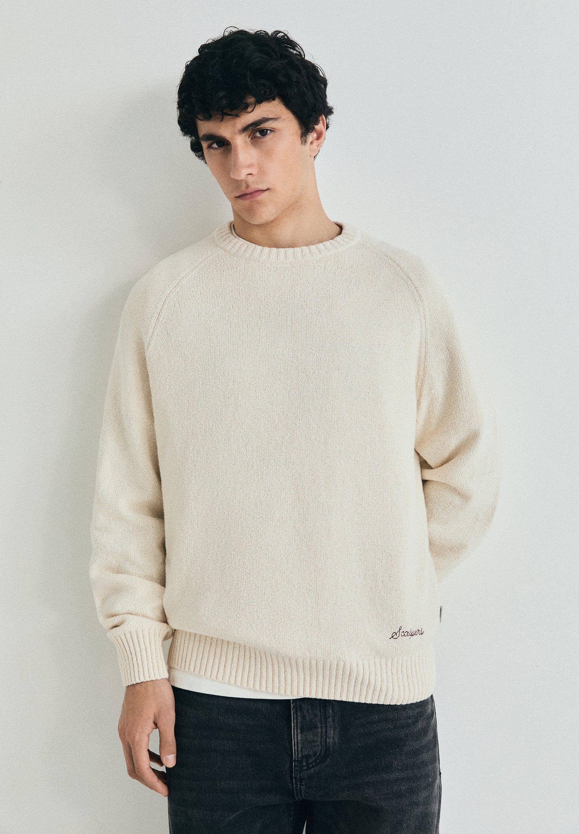 FINE KNIT SWEATER