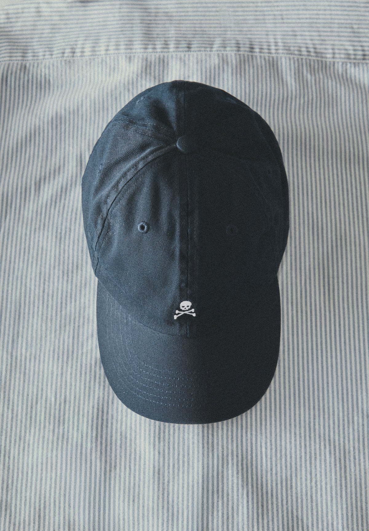 EMBROIDERED SKULL CAP