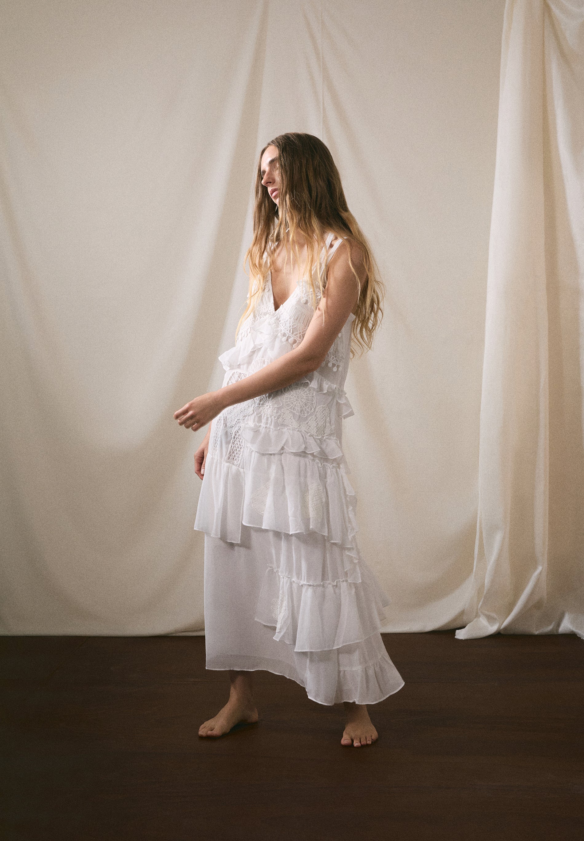 SC LACE FLOWER DRESS