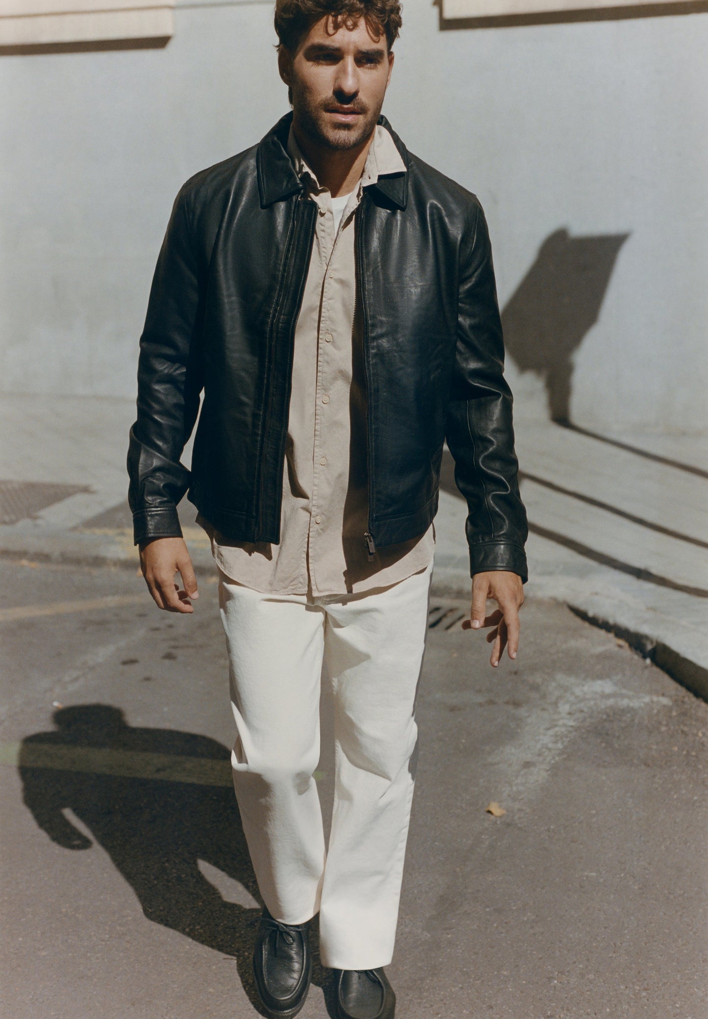 LEREN JACK OVERHEMDKRAAG