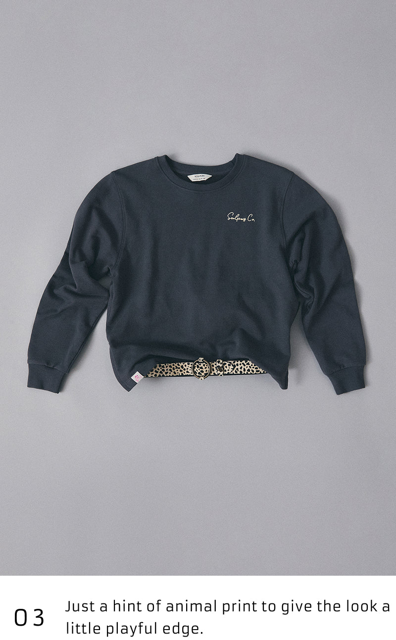 SWEATSHIRT WITH CONTRAST EMBROIDERY